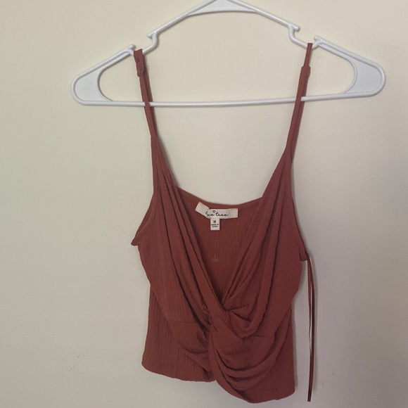 Love tree crop top - Picture 2 of 6